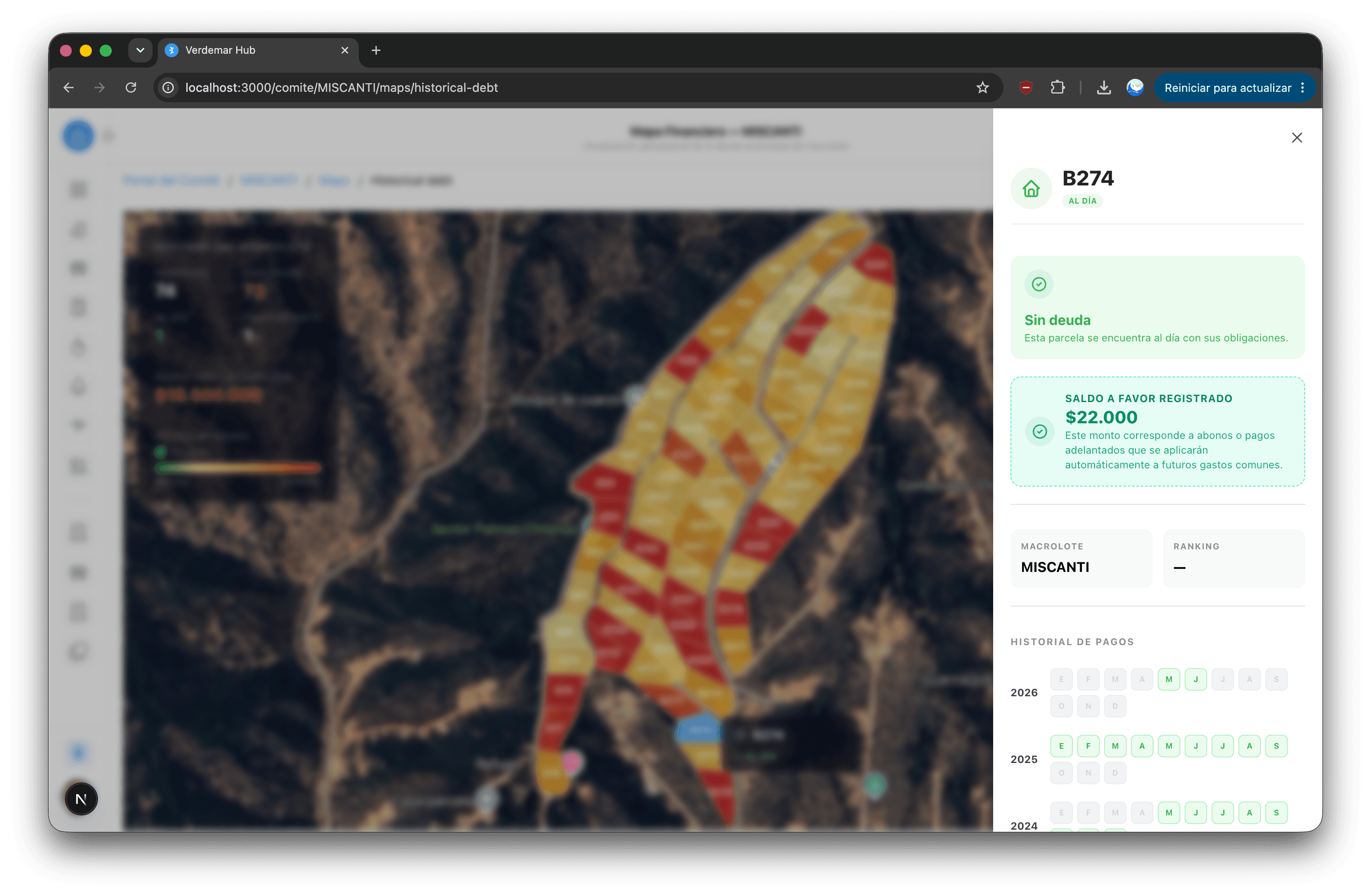 Vista en tiempo real del gemelo digital 3D con inventario de contenedores y KPIs operativos
